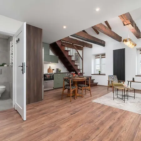 Functional & Modern Studio In The City Center Lodz Piotrkowska 37 By Heyrent Apartment
